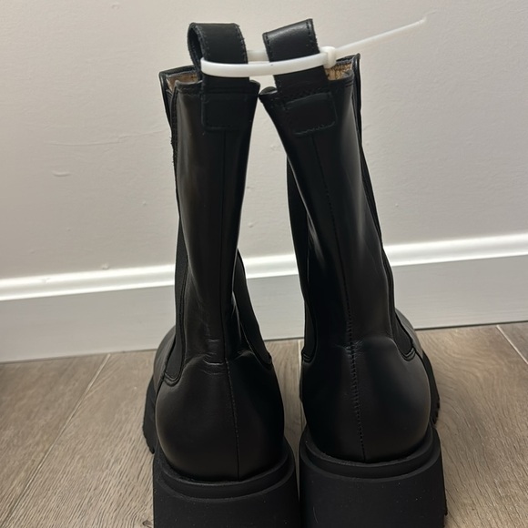 Banana Republic Black Ankle Boots - Picture 15 of 16